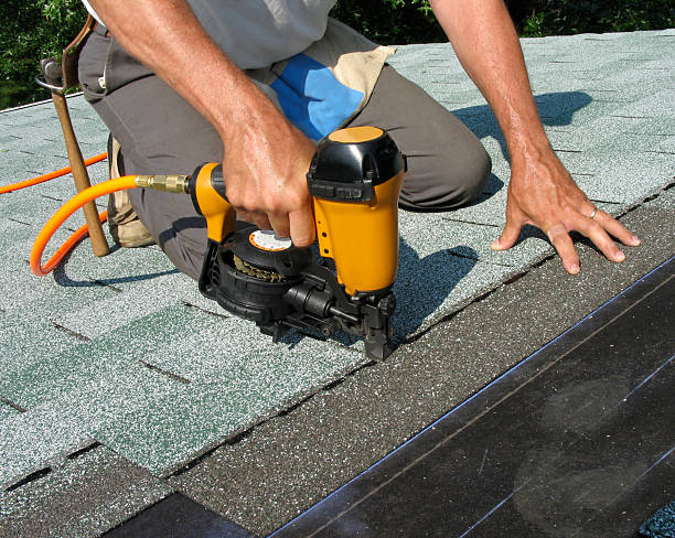 Quick and Trustworthy Emergency Roof Repair Services in Bondurant, IA